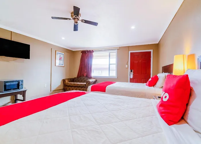 Oyo Hotel Beeville -Us 181