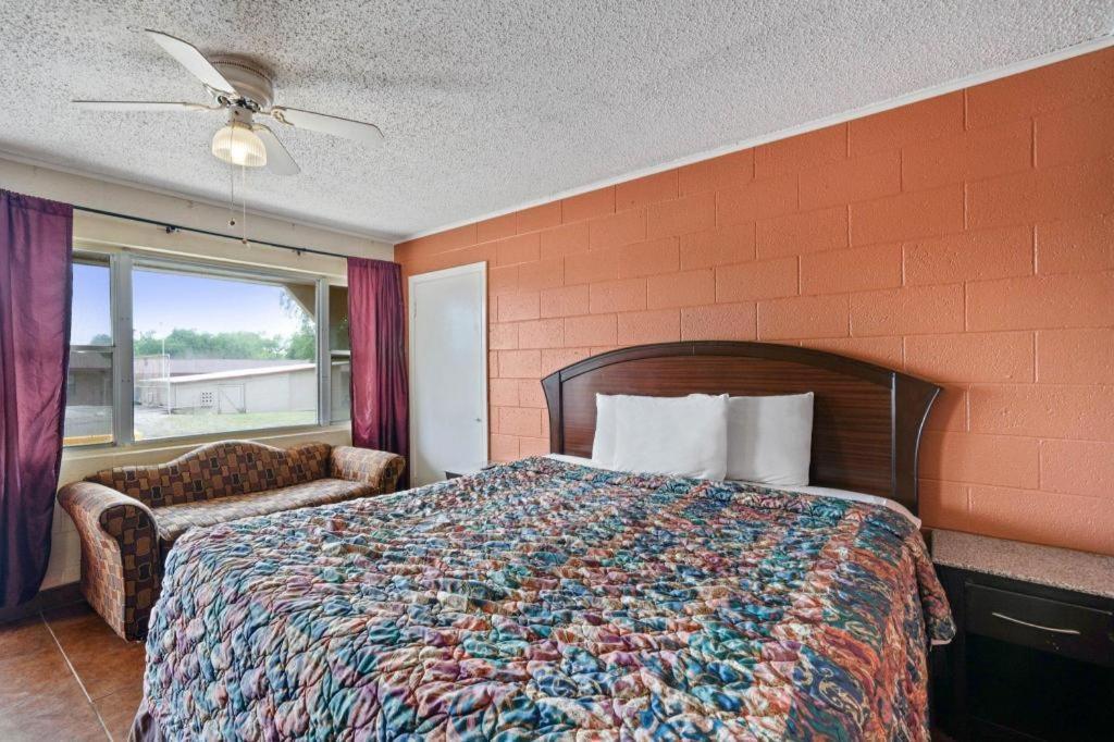 Hotel Oyo -us 181