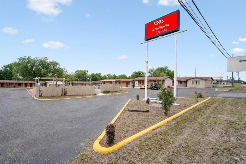 Oyo -us 181 Hotel Beeville