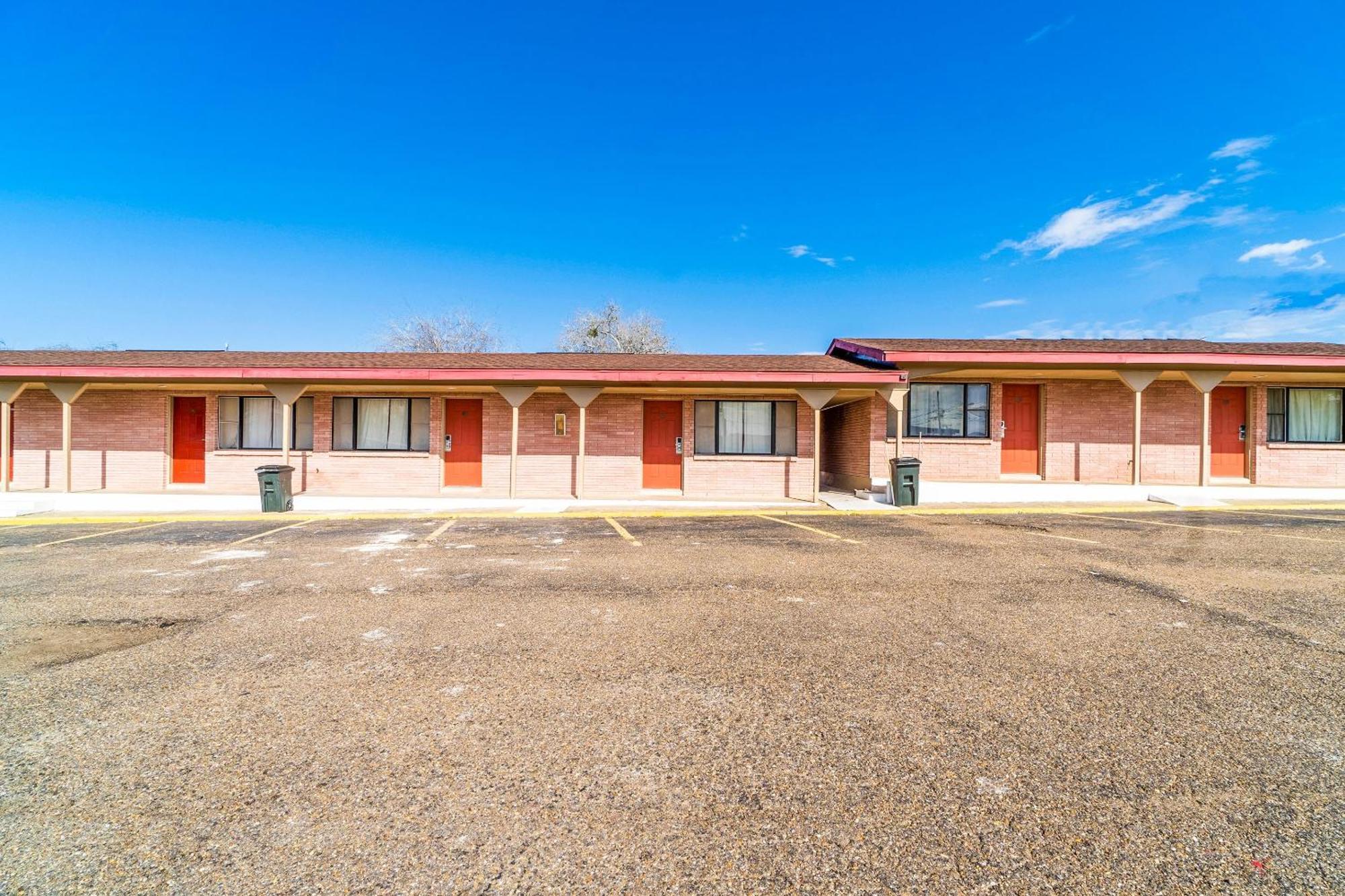Oyo -us 181 Hotel Beeville
